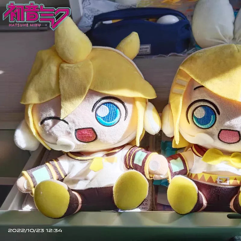 20cm Original Anime Hatsune Miku juguetes de peluche Kwayi Fufu Kagamine Len Kagamine Rin Megurine Luka muñecos rellenos suaves almohada regalo para niños