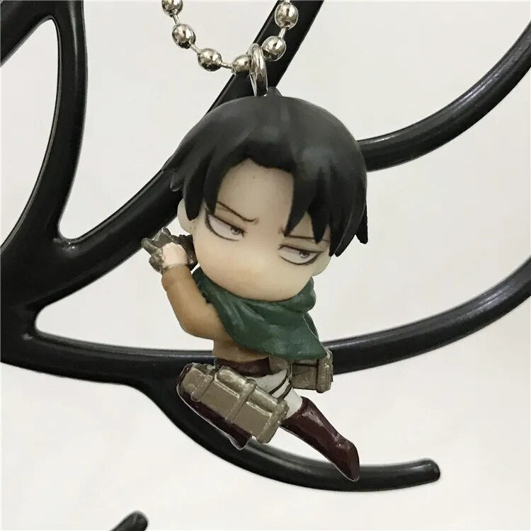 Acción sin cápsula ataque a Titán Mini juguetes colgantes para niños Levi Armin Mikasa Eren el llavero gigante juguetes regalo de colección