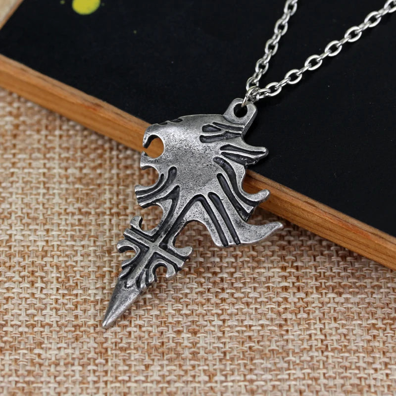 dongsheng Hot Vintage Game Jewelry FF8 Final Fantasy VIII Squall Griever Pendant Necklace Squall Lion Heart Cosplay Necklace