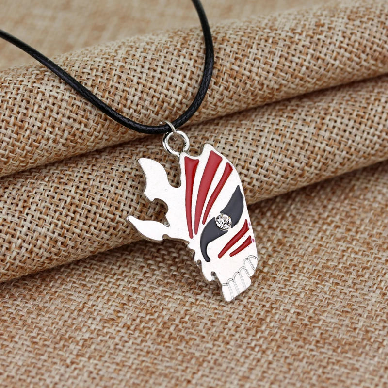 Anime Bleach Kurosaki Ichigo Broken Mask Necklace Kurosaki Ichigo Metal Choke Pendants Necklaces For Men Women Jewelry Fans Gift