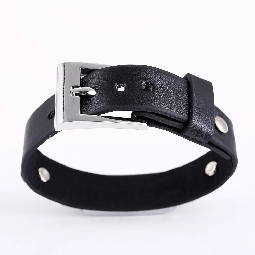 MJ, venta al por mayor, pulsera de Anime Attack on Titan, regimiento de exploradores, brazalete Punk de cuero, joyería para disfraz