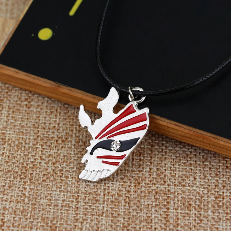 Anime Bleach Kurosaki Ichigo Broken Mask Necklace Kurosaki Ichigo Metal Choke Pendants Necklaces For Men Women Jewelry Fans Gift