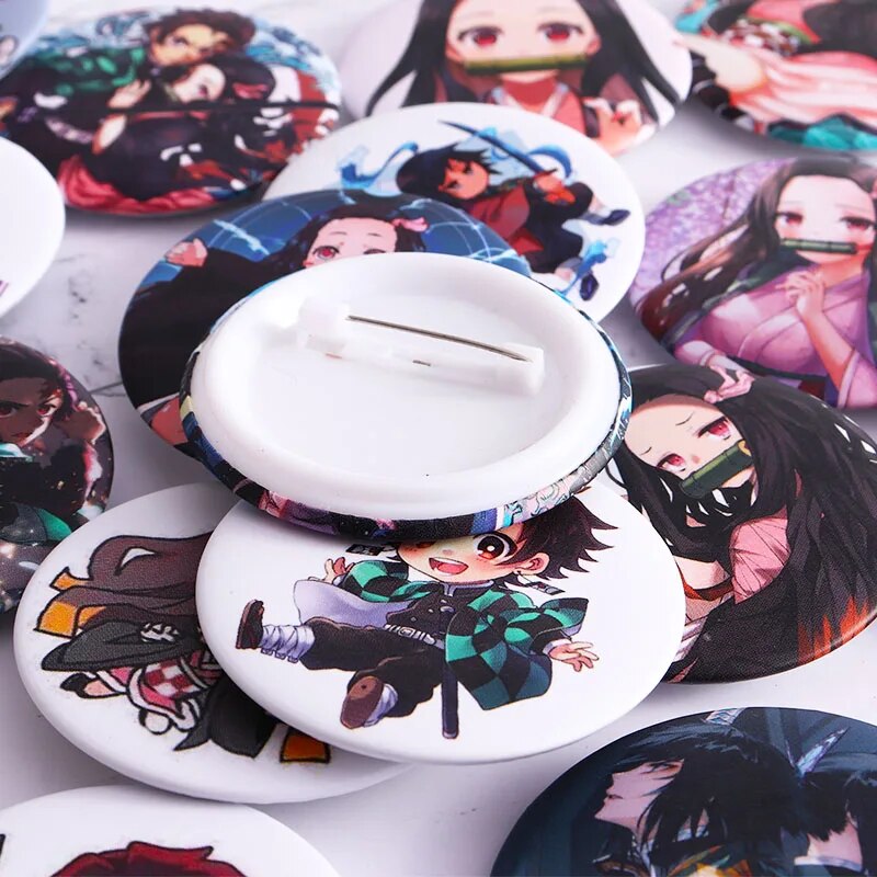 12 unids/set Anime demonio asesino Kimetsu No Yaiba Kamado Tanjirou Cosplay Prop Pin broche Kamado Nezuko insignias broche de botón pines