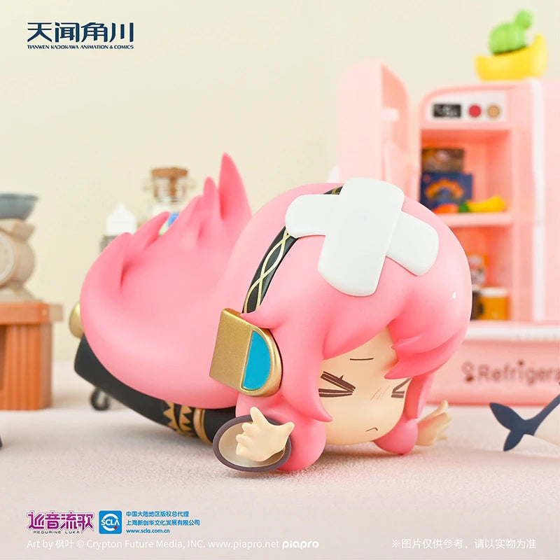 1pcs Ramdon Style Hatsune Miku Falling Anime Megurine Luka Kaito Kagamine Rin Model Figure Doll Action Figurines Kids Toys Gift