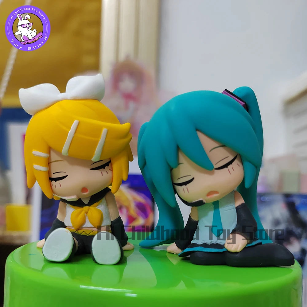 Original Takara Tomy Hatsune Miku Figure Kagamine Rin Kagamine Len Megurine Luka Gashapon Sleep On Your Shoulder Model Toy Gifts