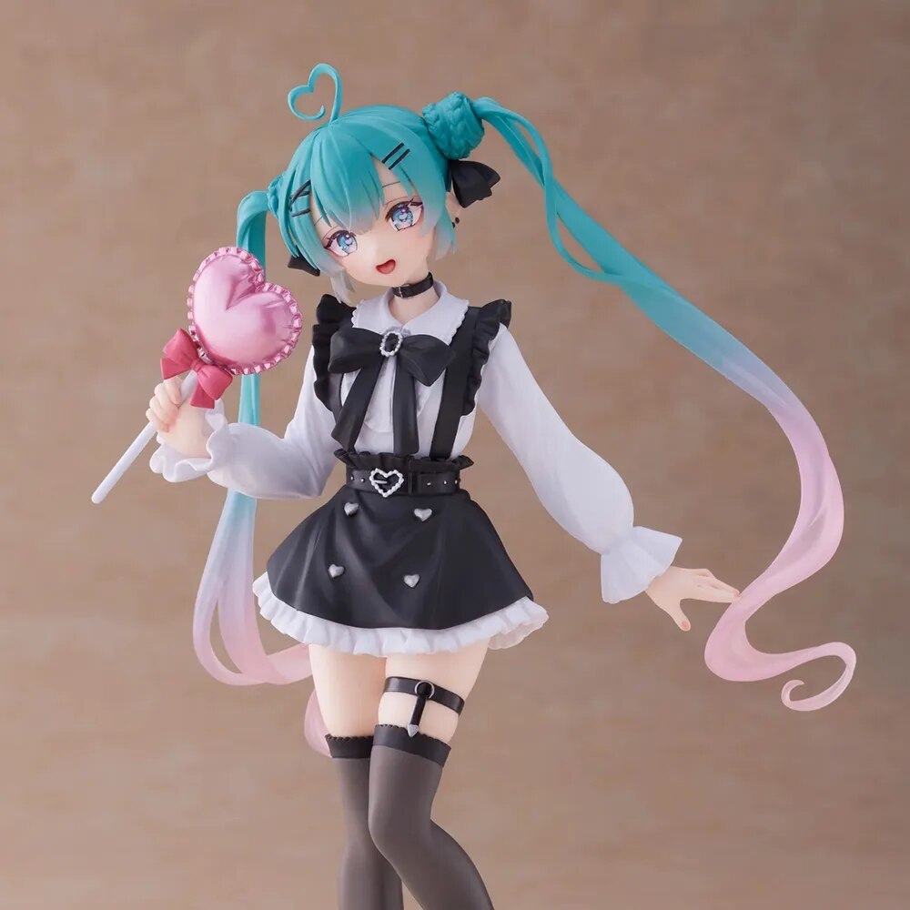 IN Stock Taito Vocaloid Hatsune Miku Fashion Figure Subculture Original Kawaii Doll Anime Figure Pvc Model Collectible Toys Gift