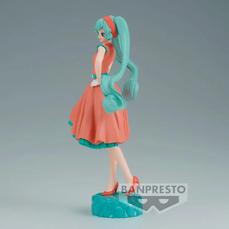 Original BANDAI Banpresto Hatsune Miku Vocaloid Travel Round The World 18Cm Anime Figure Action Model Toys for Boys Gift