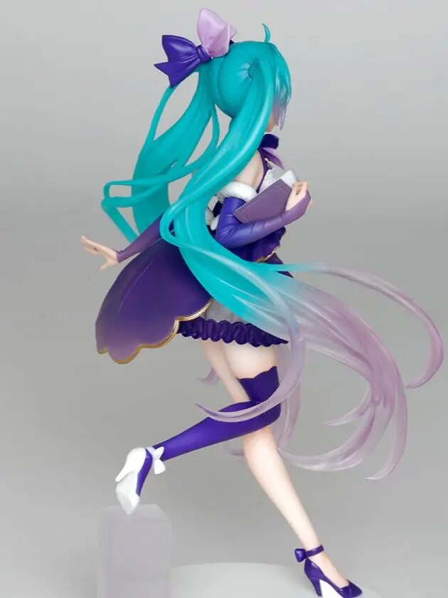 Judai Original Taito VOCALOID Hatsune Miku 3rd Season Winter Dress PVC Action Figure Model Doll Toys